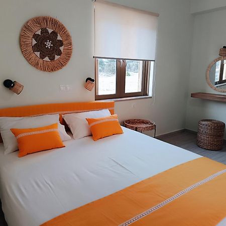 Milolithos Paleochora Apartment ภายนอก รูปภาพ