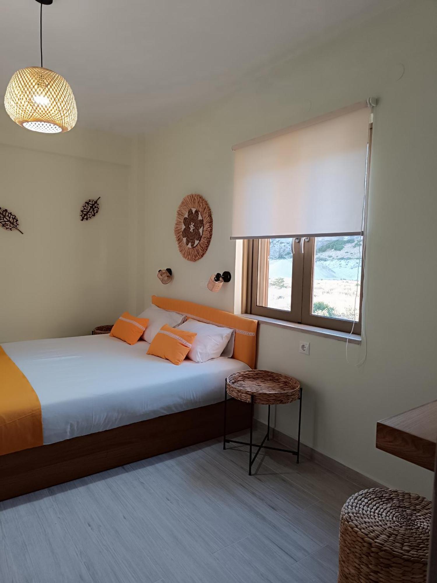 Milolithos Paleochora Apartment ภายนอก รูปภาพ