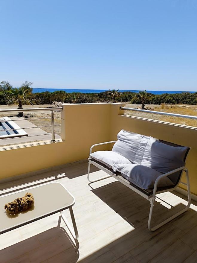 Milolithos Paleochora Apartment ภายนอก รูปภาพ