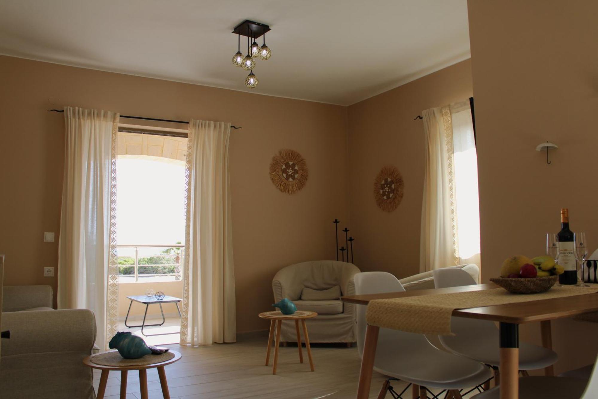 Milolithos Paleochora Apartment ภายนอก รูปภาพ