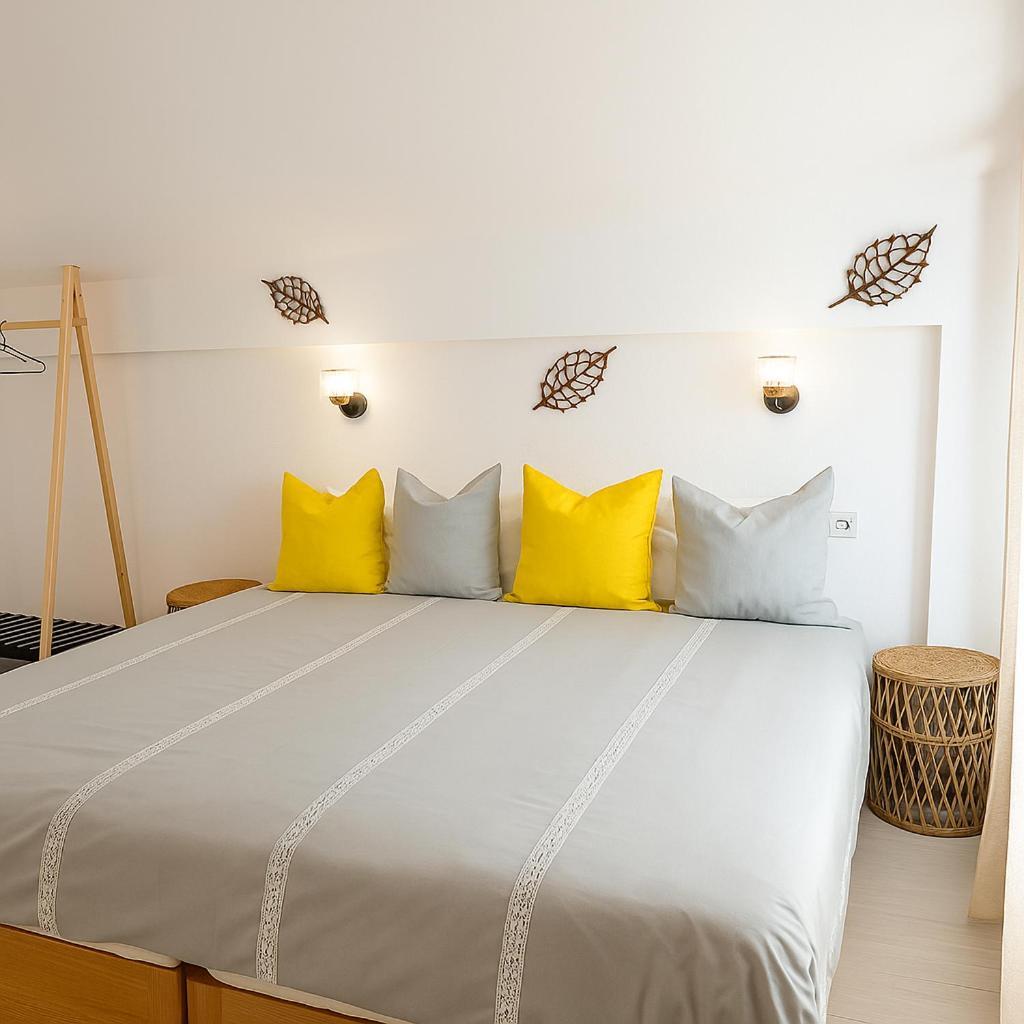 Milolithos Paleochora Apartment ภายนอก รูปภาพ